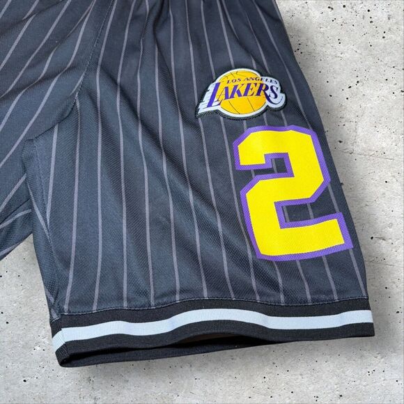 Los Angeles Lakers 23 Black Pinstripe NBA Shorts Men’s Small Elastic Waist - Picture 4 of 9